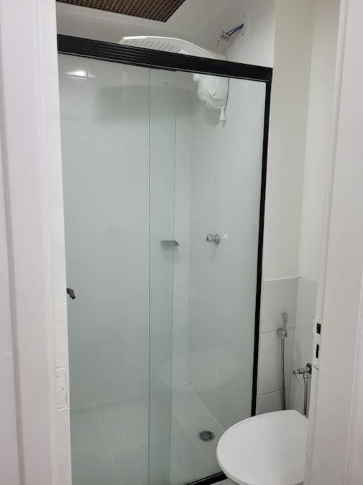 Flat Recem-reformado E Bem Localizado Apartment